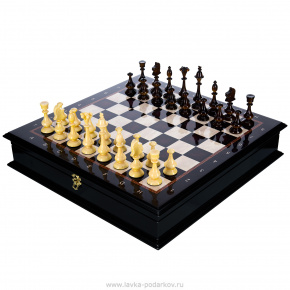 Шахматный ларец с янтарными фигурами "Царский" 48х48 см, фотография 0. Интернет-магазин ЛАВКА ПОДАРКОВ